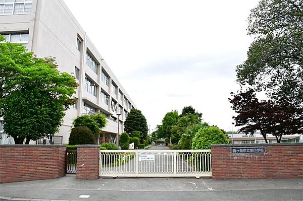 鶴ヶ島市立栄小学校（500m）