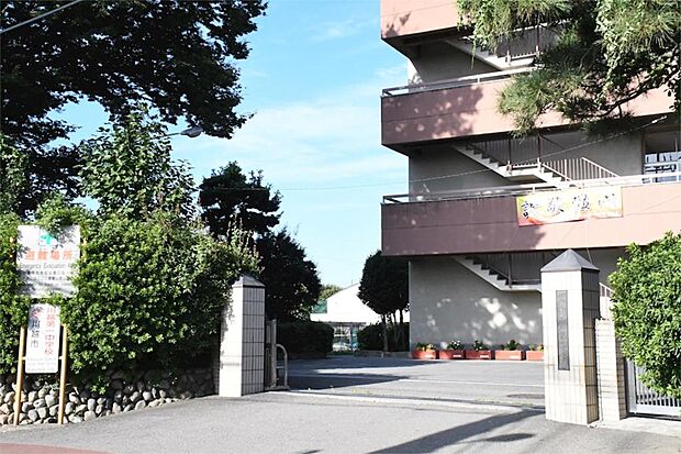 川越市立川越第一中学校(805m)