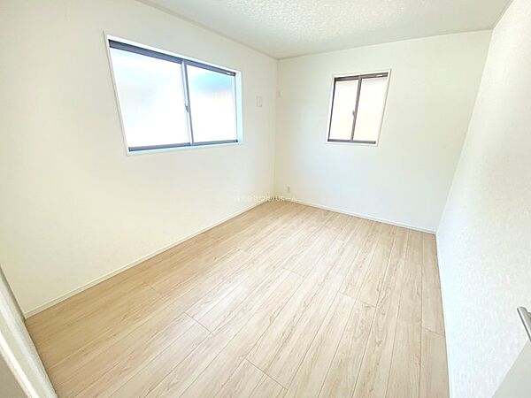 寝室を拡大表示