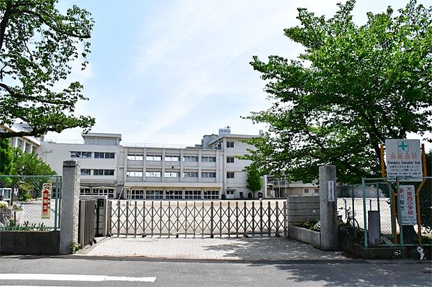 川越市立大東西小学校(660m)