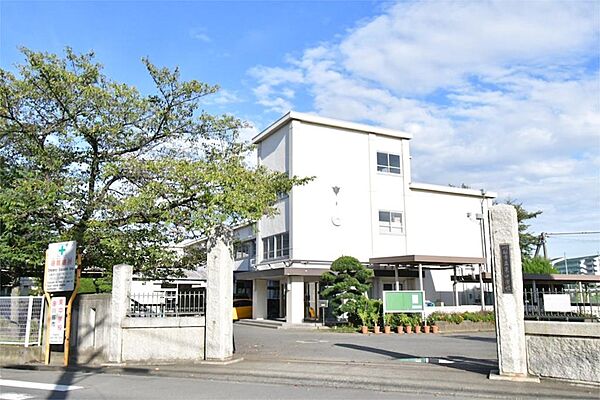 川越市立東中学校（250m）