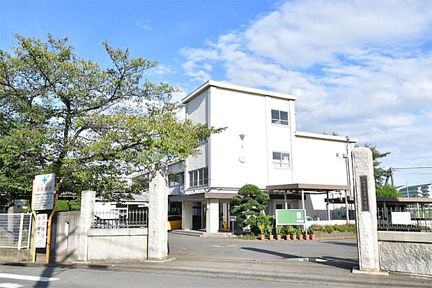 川越市立東中学校(1426m)