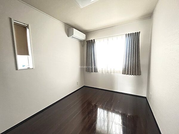 寝室を拡大表示