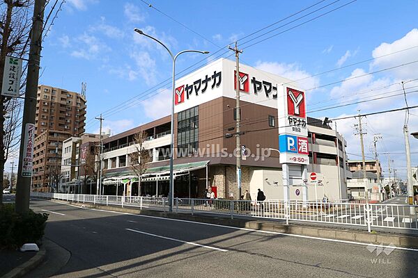 ヤマナカ(安田店)の外観