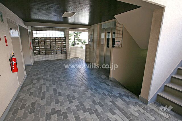 エントランス シティコーポ植田A棟 1階/-