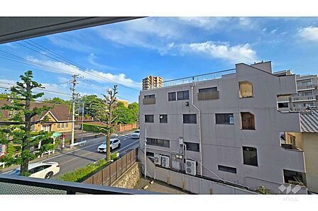 バルコニーからの眺め（南東方向）［2026年4月25日撮影］