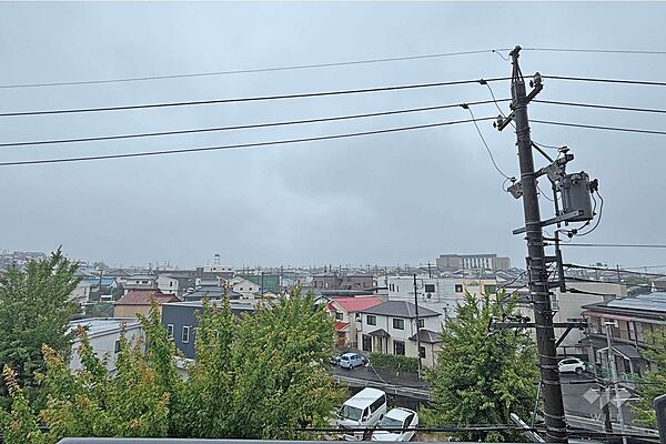 バルコニーからの眺め（南西方向）［2026年7月4日撮影］