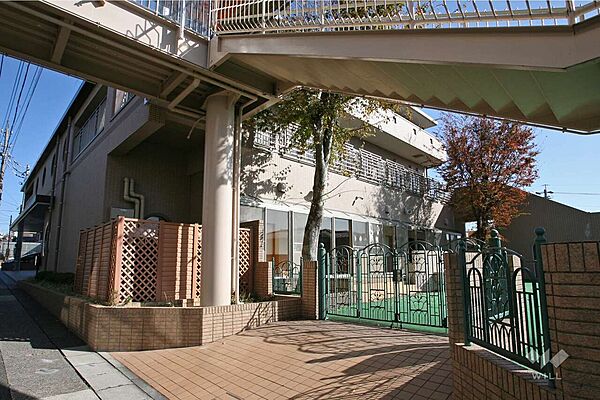 高坂こども園[私立]の外観