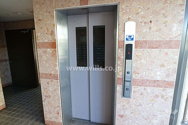 エレベーター