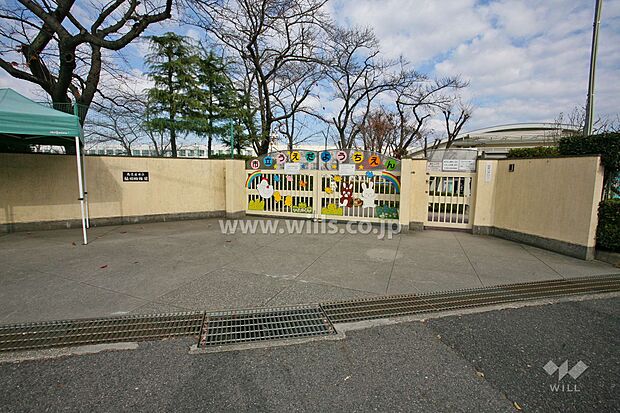 『名古屋市立植田幼稚園』は、地下鉄鶴舞線「植田」駅から徒歩17分で『名古屋市立植田小学校』に隣接しています。