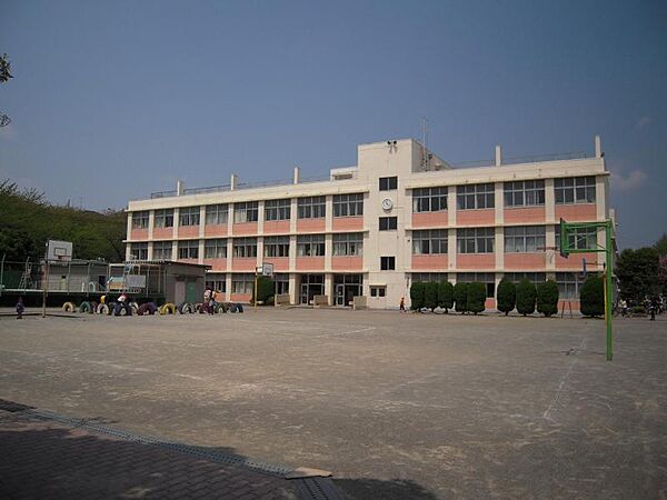 大和市立福田小学校280m
