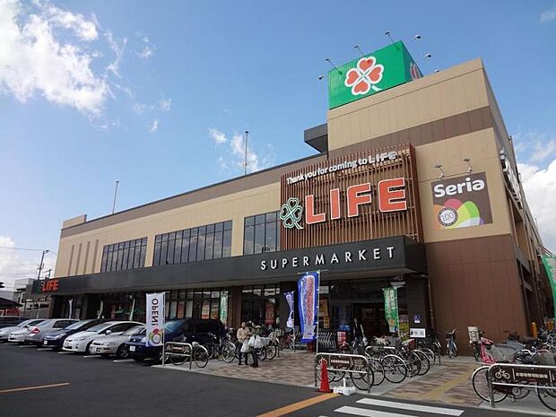 ライフ上鶴間店?540m