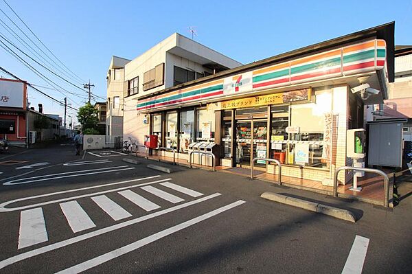 セブンイレブン大和つきみ野駅北店431m