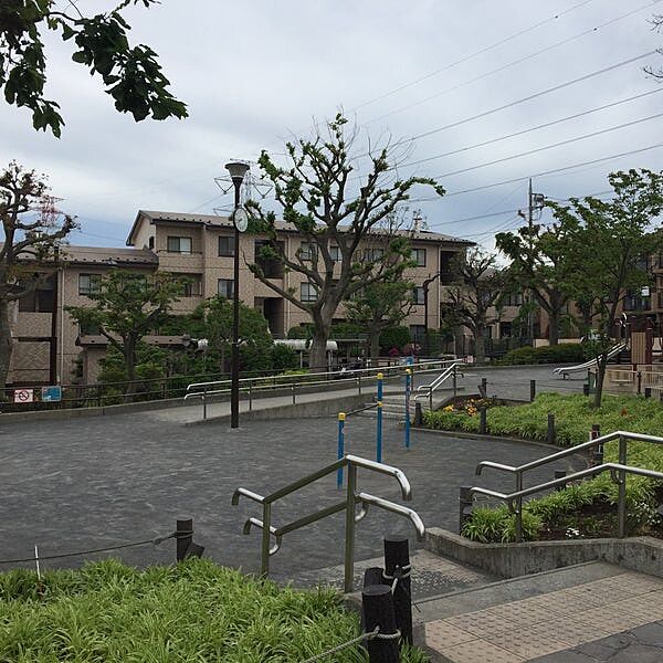 東希望が丘神明下公園340m
