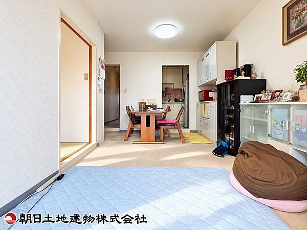 居住中のお部屋のため、ご見学をご希望の際は、お電話でのご予約がスムーズです。