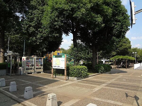 周辺を拡大表示