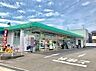 周辺：ドラッグスギヤマ南陽店■医薬品・化粧品・日用雑貨などを取り扱っており、処方箋の受け取りも可能です。食品もあるので、とても便利ですね！ 550m
