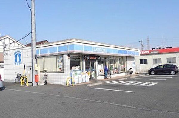 ローソン甚目寺坂牧東店■「マチの”ほっ”とステーション」ローソン。Pontaカードなどがご利用いただけます！ 960m