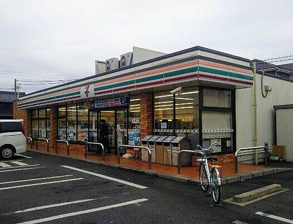 セブンイレブン蟹江今店■プライベートブランドの商品も充実した24時間営業の「セブンイレブン、いい気分」セブンイレブン。nanacoカードなどがご利用いただけます！ 680m
