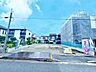 外観：前面道路含む現地写真