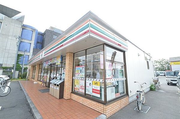 セブンイレブン名古屋舟戸町店■プライベートブランドの商品も充実した24時間営業の「セブンイレブン、いい気分」セブンイレブン。nanacoカードなどがご利用いただけます！ 290m
