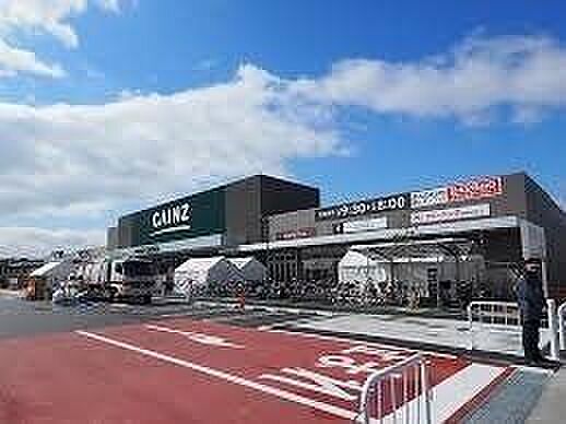 カインズ名古屋当知店■日用品からDIY道具・など、幅広い商品を取り揃えております。工具レンタルやトラック貸出、ドッグランなどのサービスも。 660m