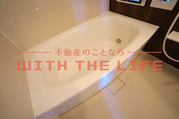 画像25:コンパクトで使いやすいお風呂です