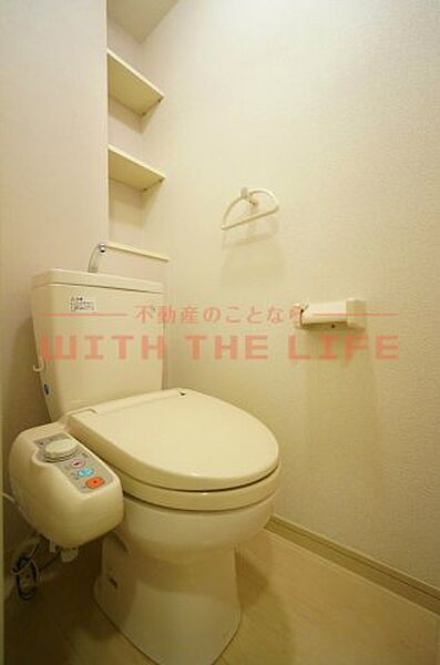 画像20:落ち着いたトイレです