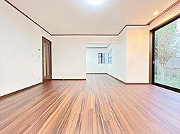 目黒区南3丁目 中古戸建 4LDKのリビング/ダイニング