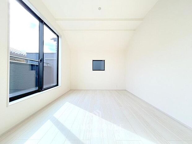 空間演出に拘り整然とセンス良く纏められた室内はの癒し空間でなければなりません。そこで暮らす方々のことを考え抜き、そして造りこんだ空間は上の癒しを提供してくれます。