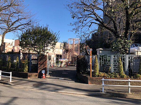 apartment 東京都調布市染地２丁目
地図を見る