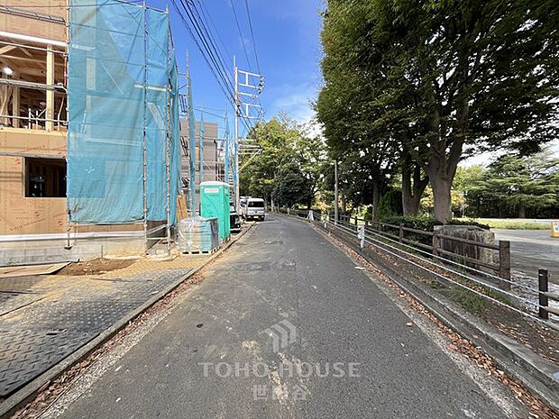 一言に環境の良い場所と言っても、感じ方は人それぞれ。現地に足を運んで頂けた時には、実際に周辺をご自由に散策して頂けます事をお勧め致します。