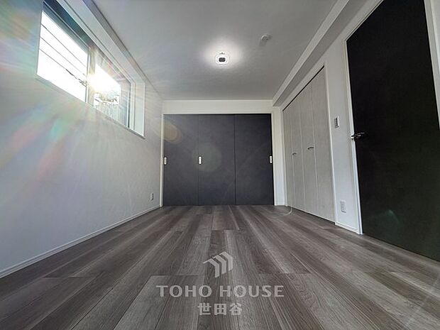 住まう方でカスタマイズしていただけるシンプルなデザインの内装。ご自身で素敵な空間を創り上げられます。