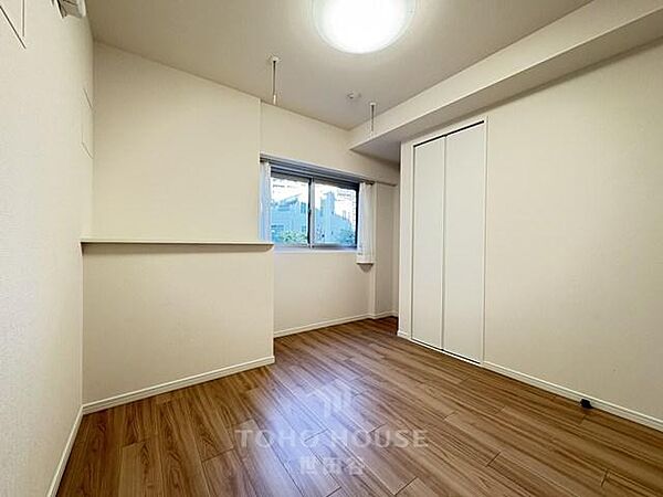 住まう方でカスタマイズしていただけるシンプルなデザインの内装。ご自身で素敵な空間を創り上げられます。