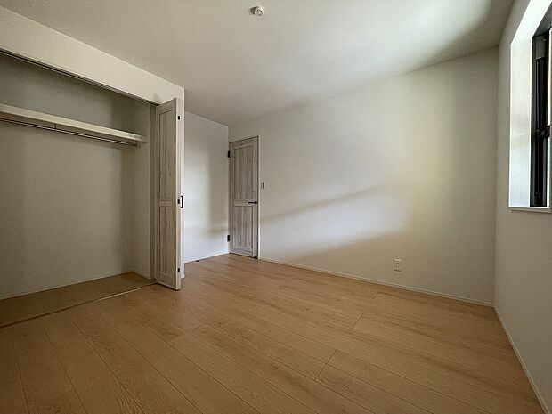 ◇◆全2棟◆◇25年12月完成！南西角地・広々とした前面道路♪