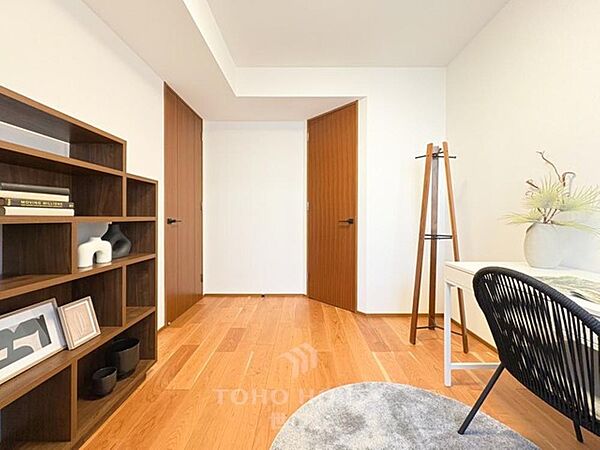 住まう方でカスタマイズしていただけるシンプルなデザインの内装。ご自身で素敵な空間を創り上げられます。