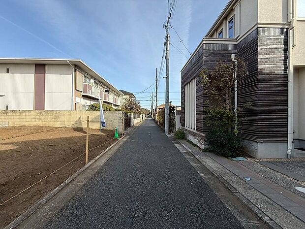 南側4ｍの私道に接道しております。