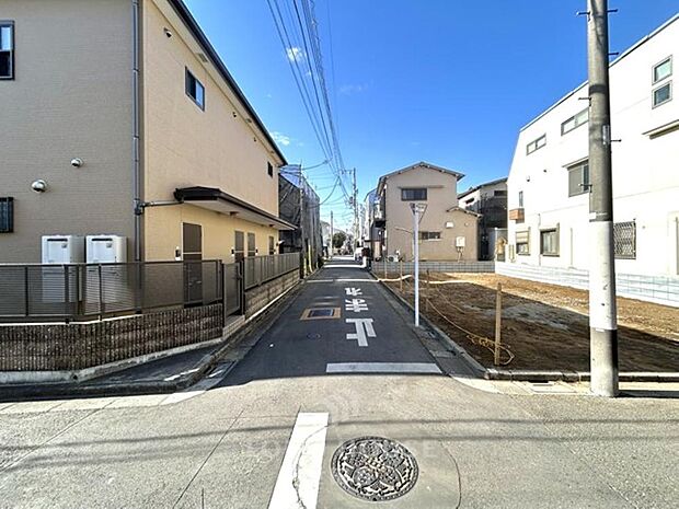 建築条件付き売地。駅まで徒歩13分です。生活に便利な住環境。是非お気軽にお問い合わせください。