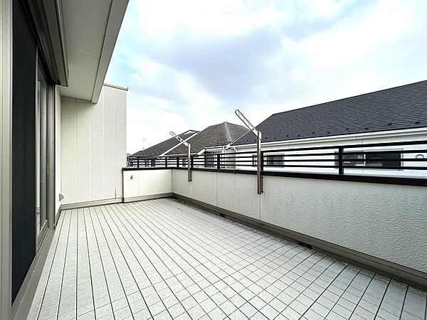 南向きルーフバルコニー