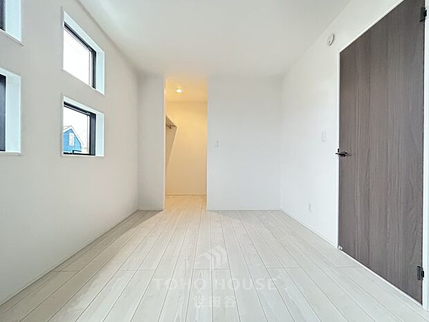 26年1月完成!残り2棟です◇買い物等、生活利便性良好◇自然豊かな住環境