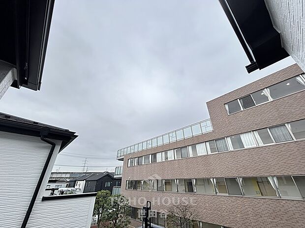 26年1月完成!残り2棟です◇買い物等、生活利便性良好◇自然豊かな住環境