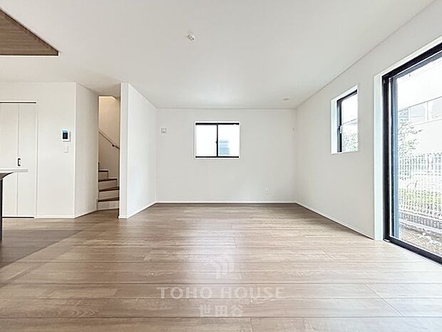 26年1月完成!残り2棟です◇買い物等、生活利便性良好◇自然豊かな住環境