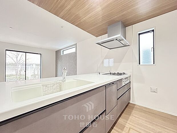 26年1月完成!残り2棟です◇買い物等、生活利便性良好◇自然豊かな住環境