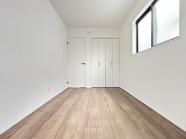 26年1月完成!残り2棟です◇買い物等、生活利便性良好◇自然豊かな住環境