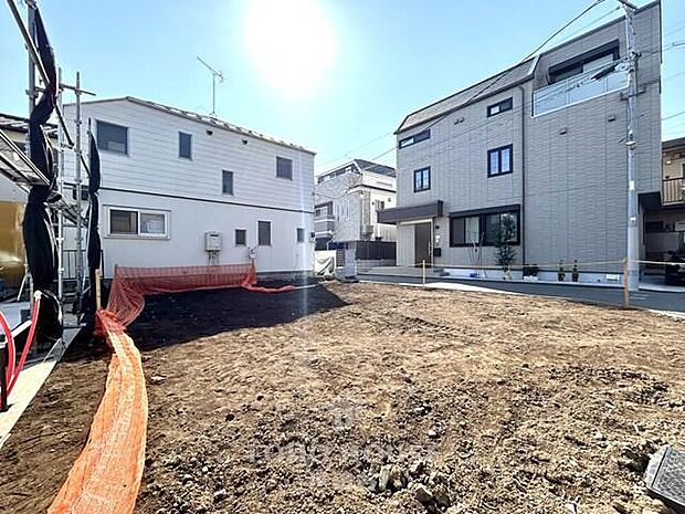 26年10月完成予定。駅まで徒歩8分の立地です。是非お気軽にお問い合わせください。