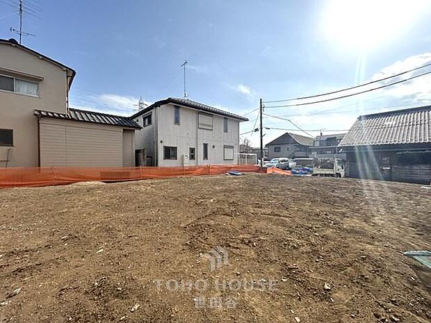 26年10月完成予定。駅まで徒歩1分の立地。是非お気軽にお問い合わせください。