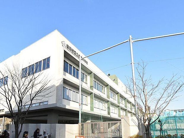 世田谷区立多聞小学校：徒歩11分（843ｍ）
