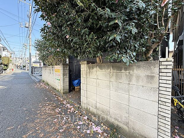 建築条件付き売地！駅まで徒歩11分の立地です♪是非お気軽にお問い合わせください。