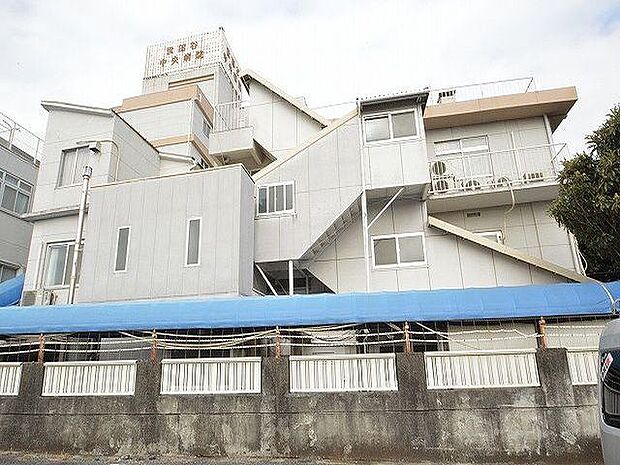 さくら会世田谷中央病院:徒歩9分(684m)