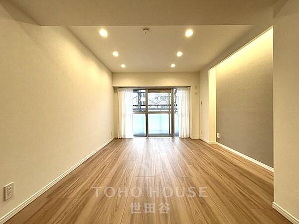 新規リノベーションです(26年3月完工)高層階・南西向き住戸です。是非お気軽にお問い合わせください。